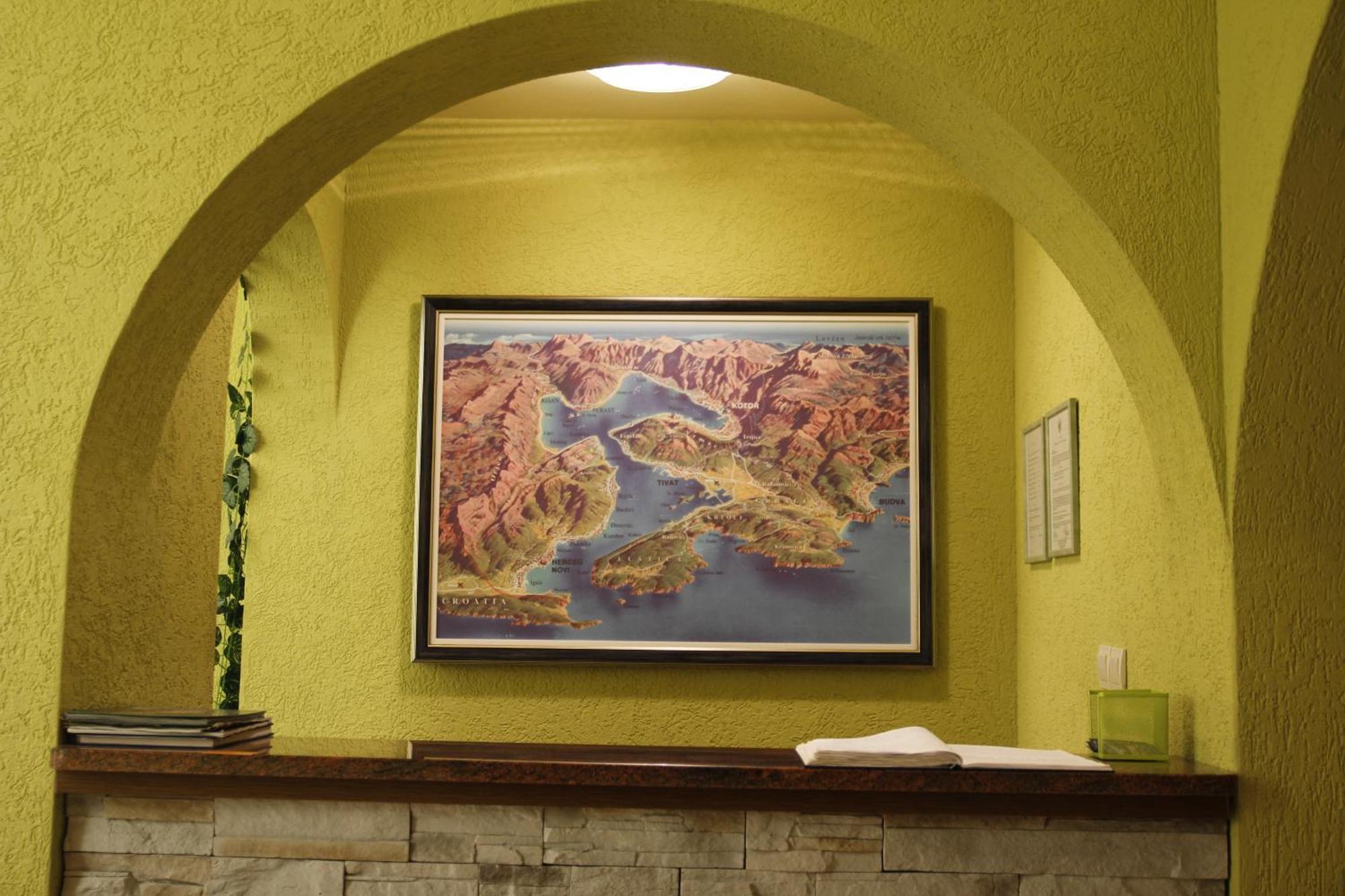 Garni Hotel Bokeska Noc Herceg Novi Exterior photo