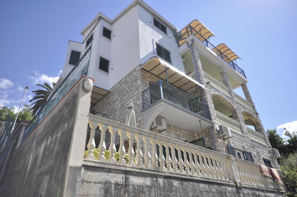 Garni Hotel Bokeska Noc Herceg Novi Exterior photo